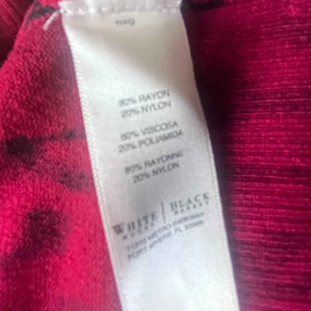 WHBM 3/4 Sleeve Cardigan Sweater Size M Red Black, Animal Print, Round Neckline - Picture 8 of 9